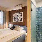 Swu Magazine Bed & Breakfast
