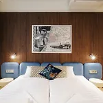 Bed & Breakfast Swu Magazine