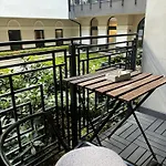Swu Magazine Bed & Breakfast Budapešť