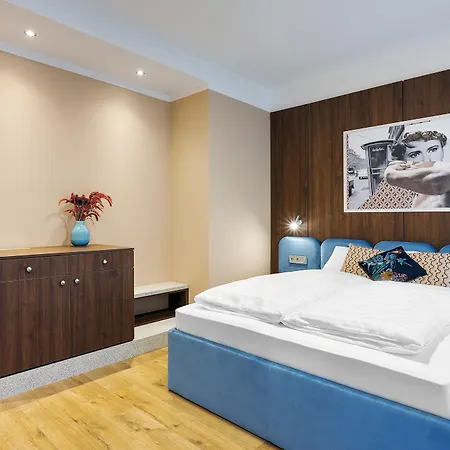 Bed & Breakfast Swu Magazine Budapest