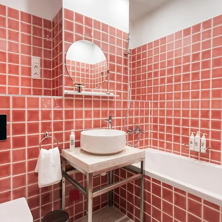 Bed & Breakfast Swu Magazine Budapest